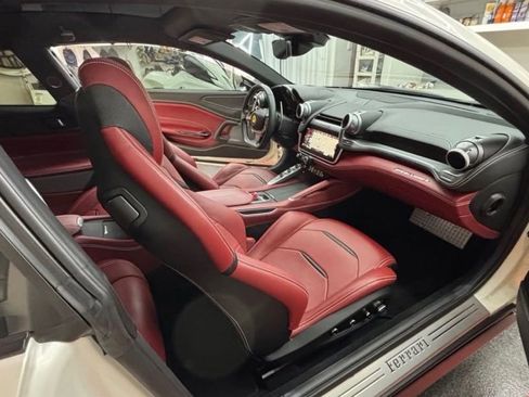 Used 2020 Ferrari GTC4Lusso T image 6