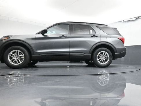New 2026 Ford Explorer Active image 31