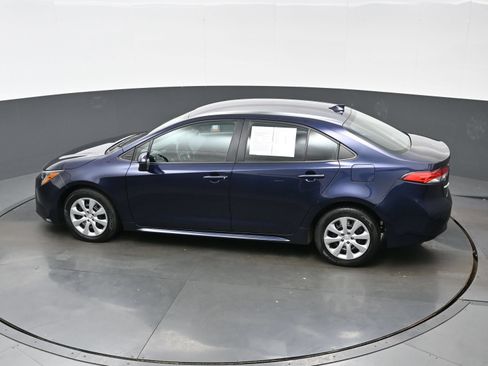 Used 2024 Toyota Corolla LE FWD image 35