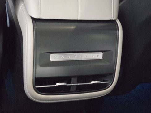 New 2026 Lincoln Nautilus Premier AWD/4WD image 16