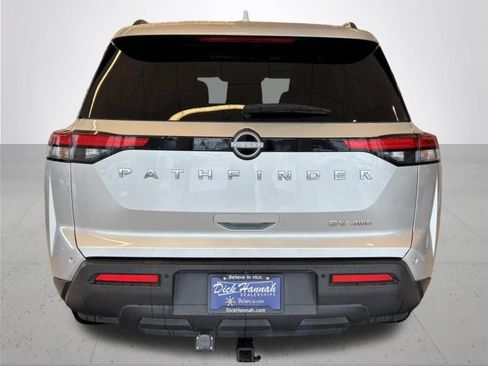 Used 2023 Nissan Pathfinder SV AWD/4WD image 4