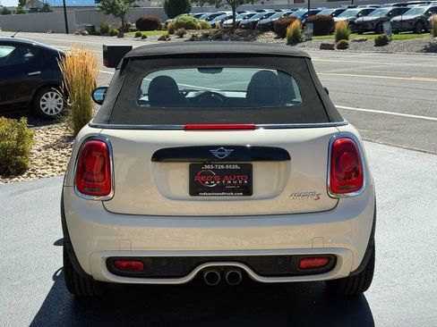 Used 2019 MINI Cooper S w/ Signature Upholstery Package FWD image 11