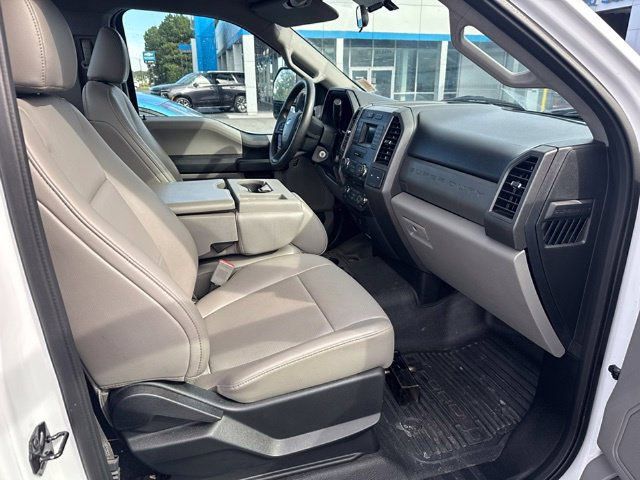 Used 2018 Ford F250 XL w/ Power Equipment Group AWD/4WD image 8
