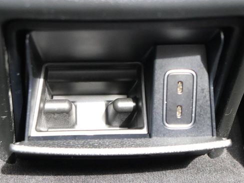 Used 2021 Mercedes-Benz GLE 350 4MATIC image 23