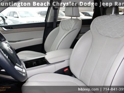 Used 2022 Hyundai Palisade Limited image 27