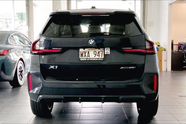 Used 2023 BMW X1 xDrive28i w/ M Sport Package AWD/4WD image 4