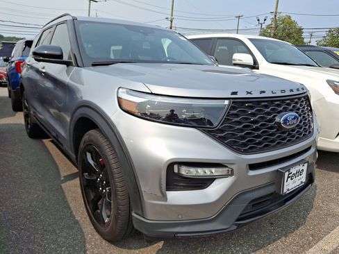 Used 2023 Ford Explorer ST w/ Equipment Group 401A AWD/4WD image 3
