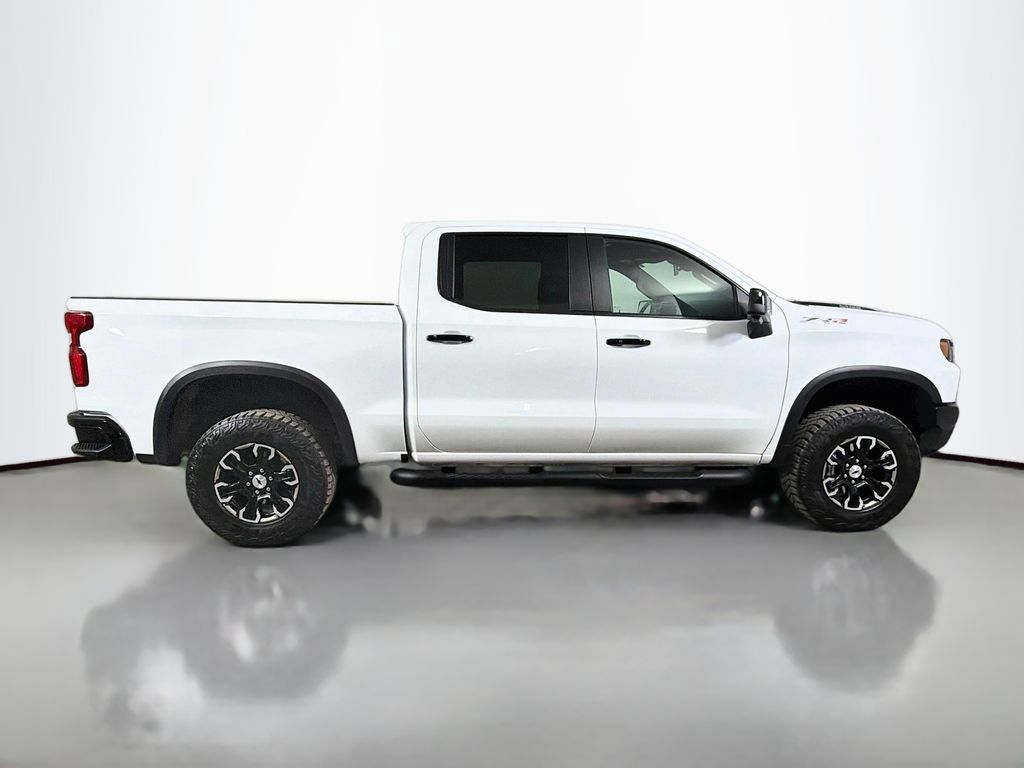 Used 2025 Chevrolet Silverado 1500 ZR2 AWD/4WD image 5