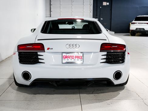 Used 2014 Audi R8 V8 image 4