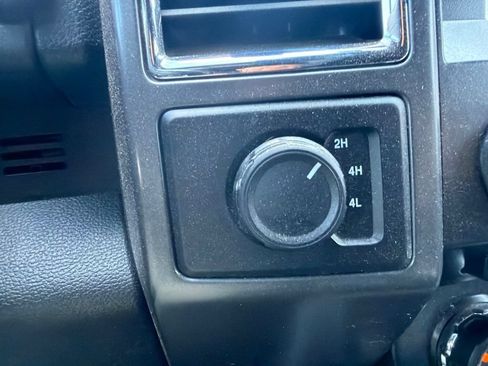 Used 2017 Ford F150 XLT w/ Equipment Group 302A Luxury AWD/4WD image 15