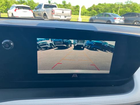 Used 2024 Buick Encore GX Avenir w/ Avenir Convenience Package AWD/4WD image 21