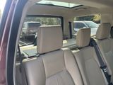 Used 2016 Land Rover LR4 HSE image 6