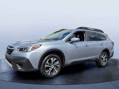 Used 2022 Subaru Outback Limited w/ Popular Package #2 AWD/4WD image 2
