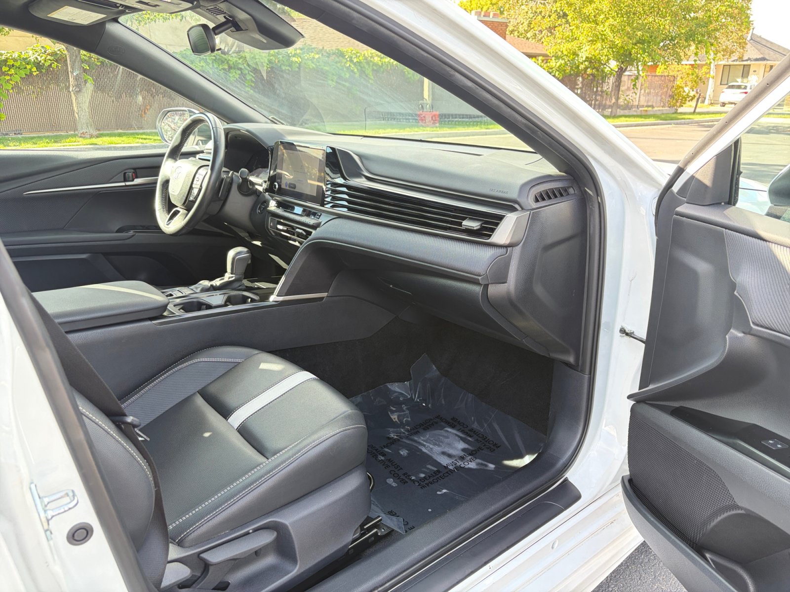 Certified 2025 Toyota Camry SE FWD image 27