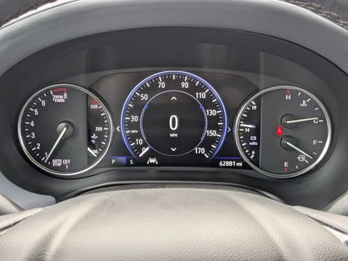 Used 2024 Buick Enclave Premium image 35