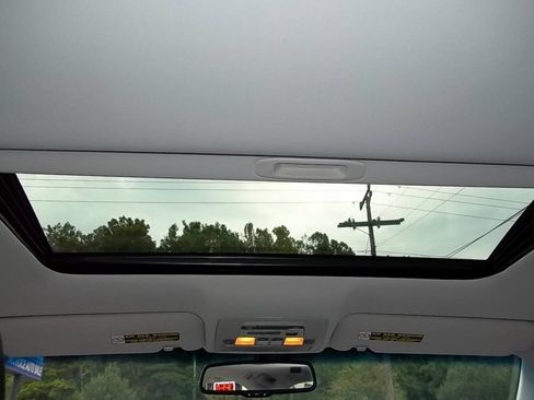 Used 2011 Lexus ES 350 FWD image 17
