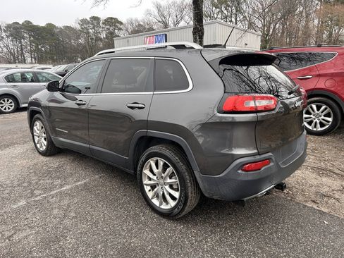 Used 2014 Jeep Cherokee Limited w/ Trailer Tow Group FWD image 7