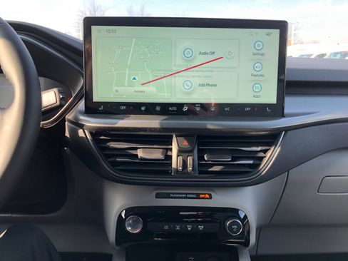 New 2025 Ford Escape SE w/ Class II Trailer Tow Package FWD image 11