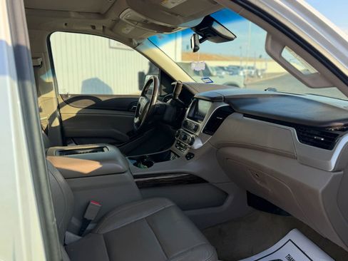 Used 2016 GMC Yukon SLT w/ Open Road Package image 11
