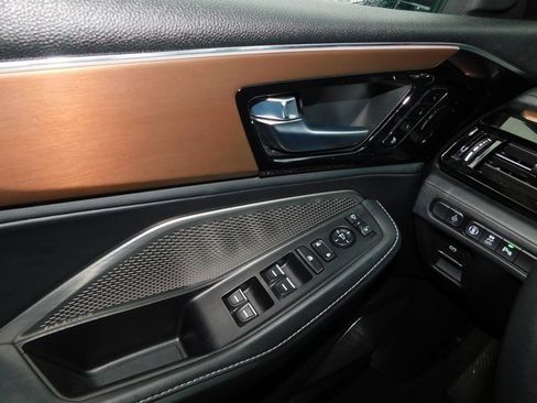 Used 2022 Acura MDX Technology image 38