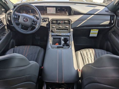 New 2025 Nissan Armada PRO-4X AWD/4WD image 15