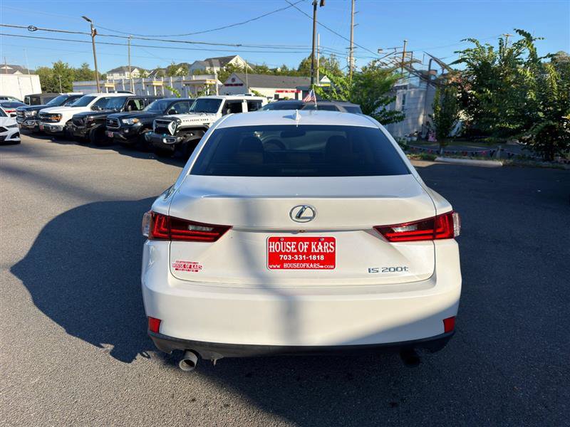 Used 2016 Lexus IS 200t RWD image 3