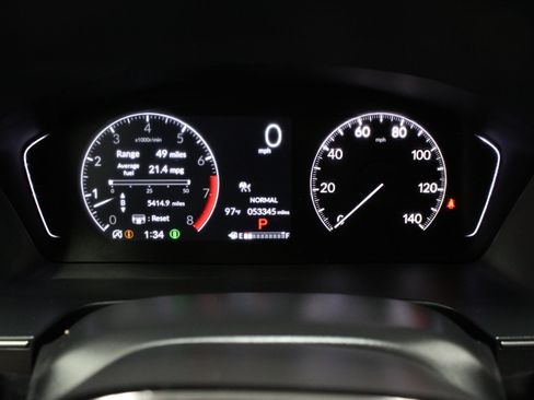 Used 2025 Honda Pilot TrailSport image 43