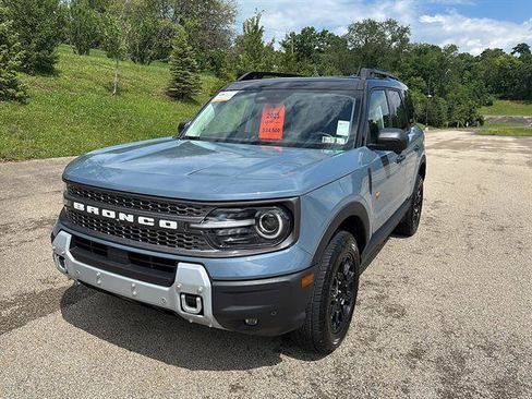 Certified 2025 Ford Bronco Sport Badlands w/ Badlands Tech Package AWD/4WD image 8
