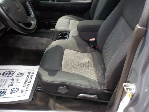 Used 2008 Chevrolet Colorado LT w/ Power Convenience Package AWD/4WD image 11