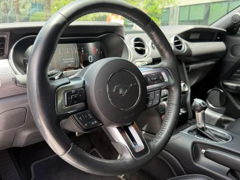 Used 2018 Ford Mustang GT Premium w/ GT Performance Package RWD image 17