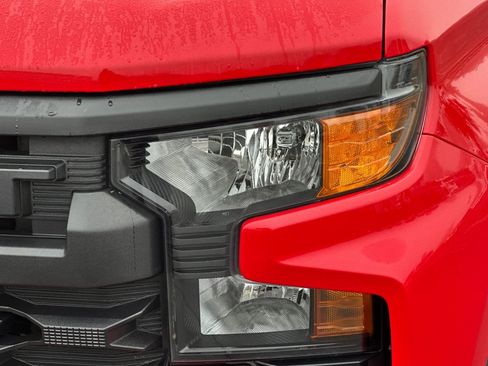 Used 2025 Chevrolet Silverado 1500 Custom image 50