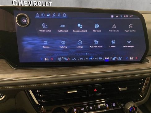 New 2026 Chevrolet Suburban Premier image 10