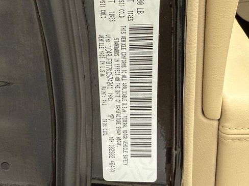 Used 2019 Jeep Grand Cherokee Limited w/ Trailer Tow Group IV image 21