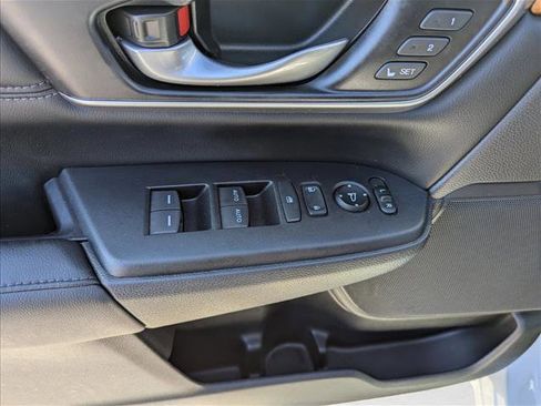Used 2022 Honda CR-V EX-L image 10