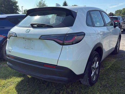 Used 2024 Honda HR-V LX image 3