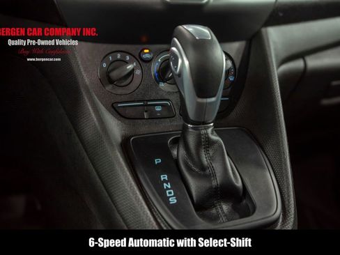 Used 2017 Ford Transit Connect XL image 25