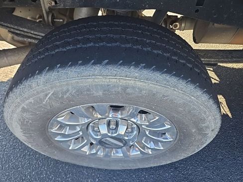 Used 2022 Ford F250 XLT w/ XLT Premium Package image 7