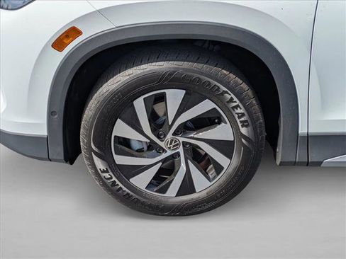 New 2026 Volkswagen Tiguan S image 9