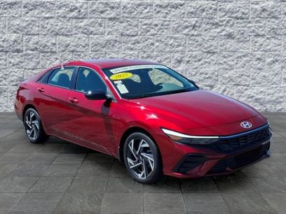 Used 2025 Hyundai Elantra Sport