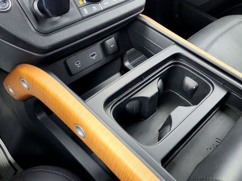 Used 2023 Land Rover Defender 110 X image 16