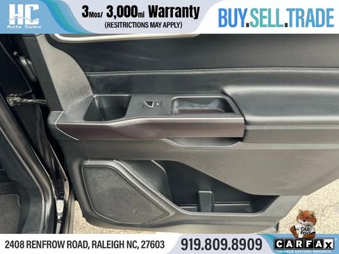 Used 2020 Ford Explorer XLT w/ Equipment Group 202A image 19