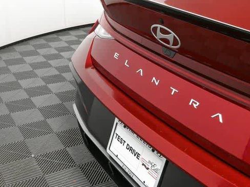 New 2026 Hyundai Elantra SEL Sport Premium image 30