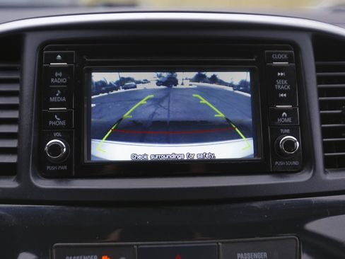 Used 2017 Mitsubishi Lancer ES image 9