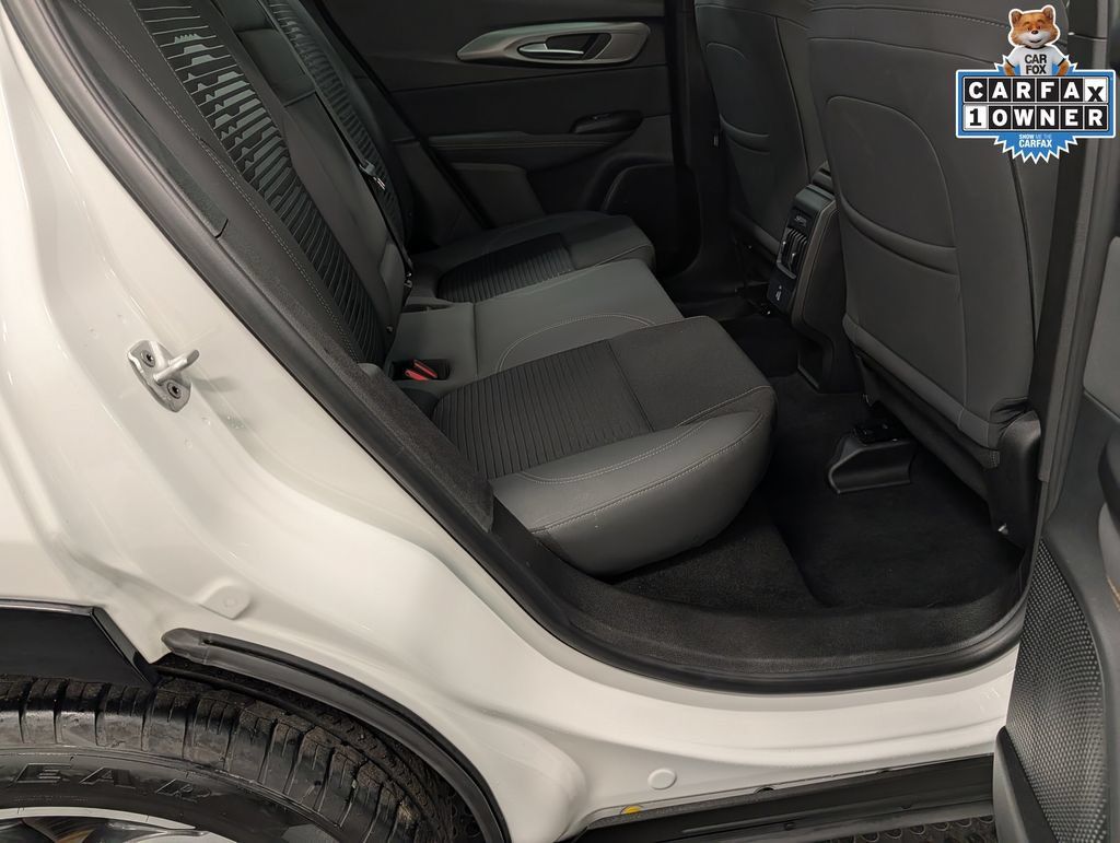Used 2025 Alfa Romeo Tonale AWD/4WD image 27