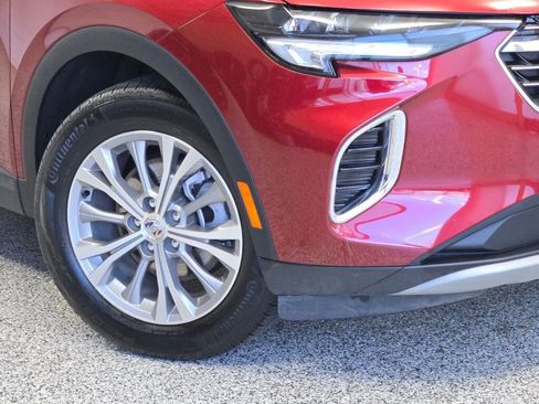 Used 2023 Buick Envision Preferred image 3