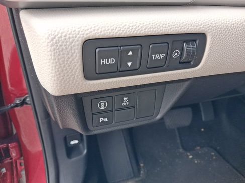 Certified 2022 Honda Accord Touring image 24