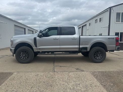 Used 2024 Ford F350 Lariat w/ Black Appearance Package AWD/4WD image 3