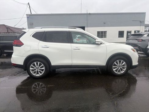 Used 2019 Nissan Rogue S w/ Special Edition Package image 4