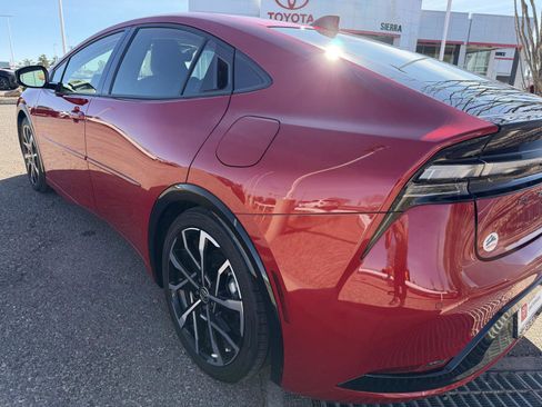 Used 2023 Toyota Prius Prime image 11