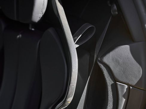 Used 2022 Ferrari SF90 Stradale image 47